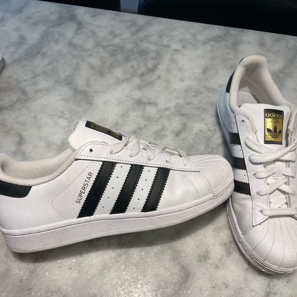 Adidas sneakers - Picture 1 of 4